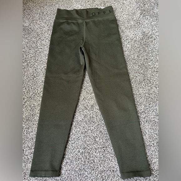 Three pairs of Aerie leggings size large - Picture 6 of 15